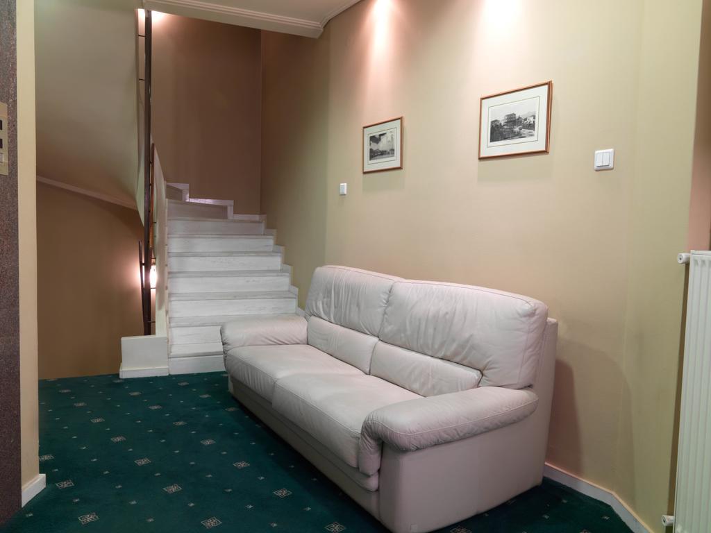 Alex Hotel Tripoli Exterior foto
